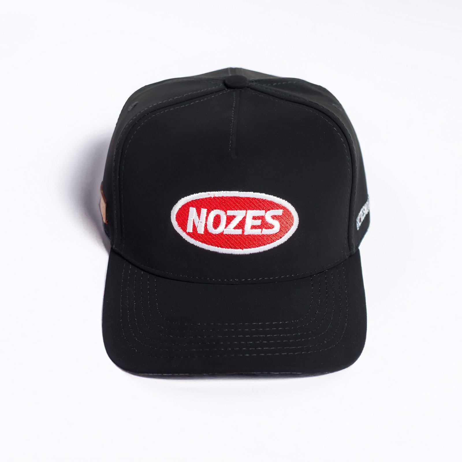 Boné Nozes - Preto Bordado