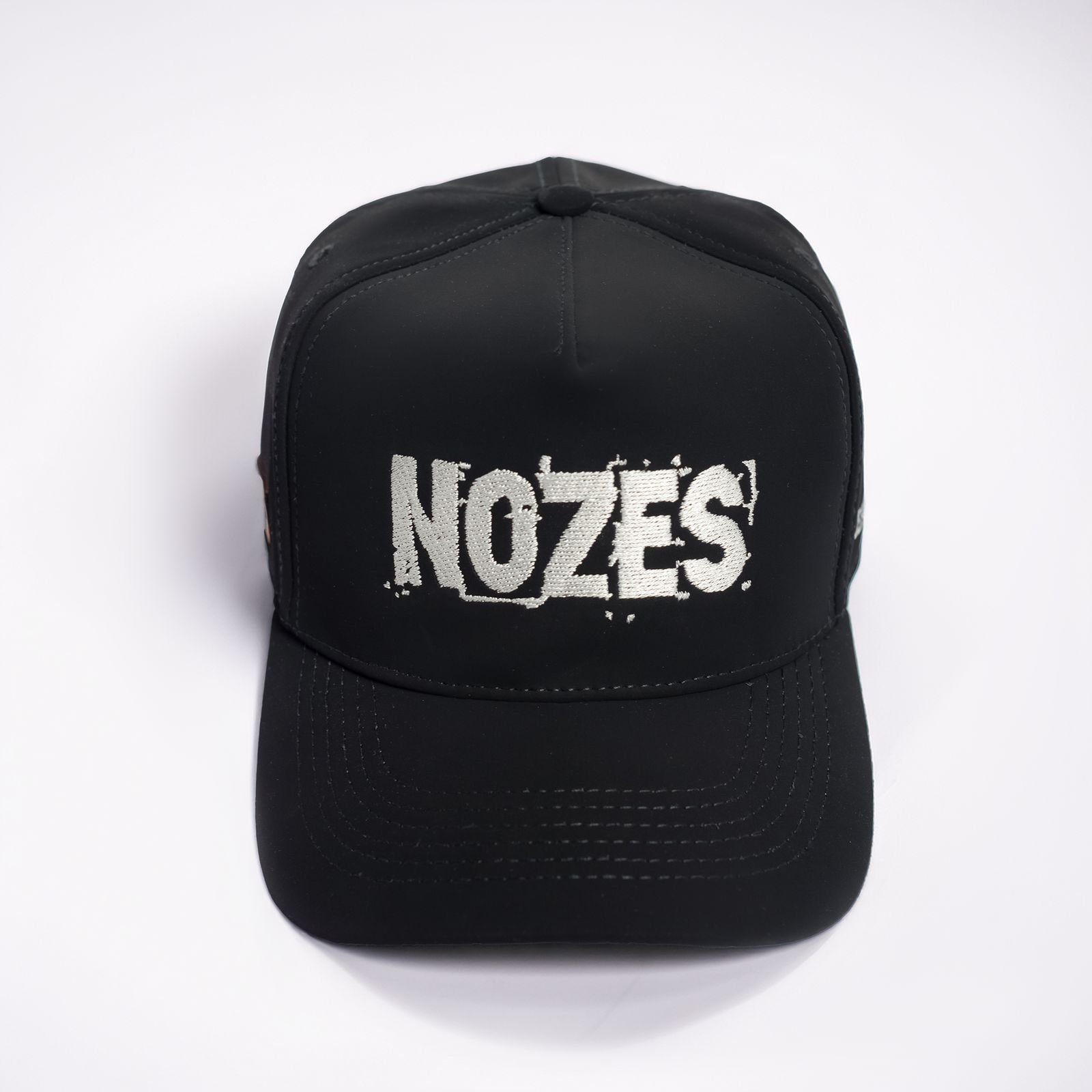 Boné Nozes - Preto Bordado